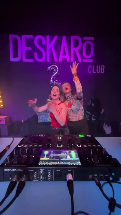 Artem Eros ♡ AMO DJ - la fiesta donde puedes ser DJ por una noche - foto 1