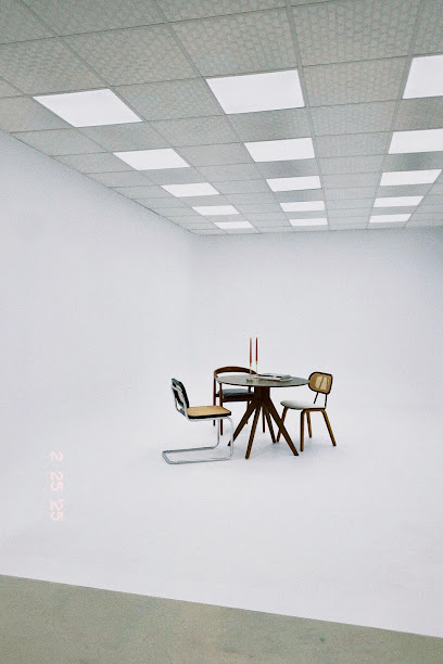 B25 studio - foto 1