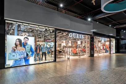Guess - foto 1