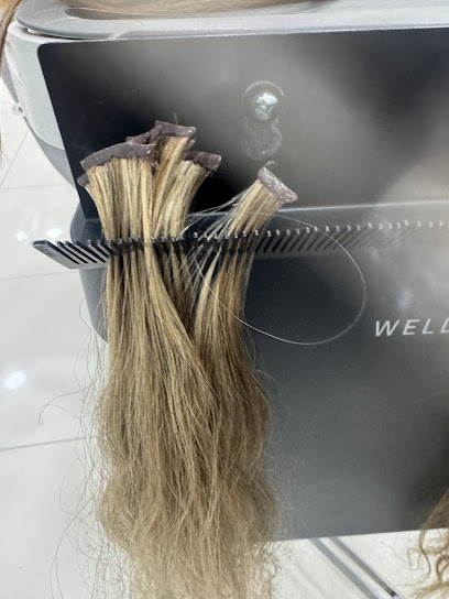 Peluquería Aurea Molina Salón De Belleza Unisex - foto 1