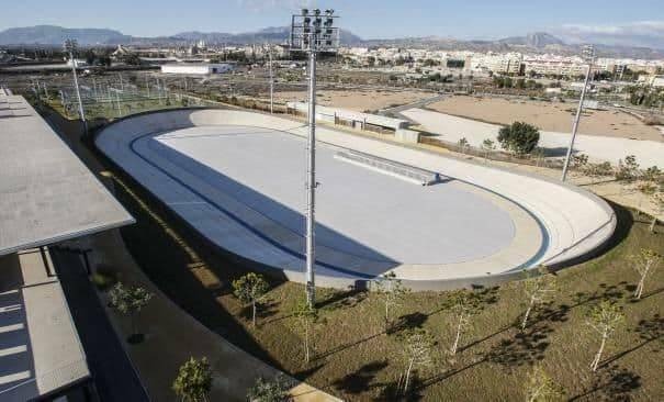 El Ayuntamiento reclama el pago de daños por valor de un millón de euros en el Complejo Deportivo Sur y confirma su gestión pública