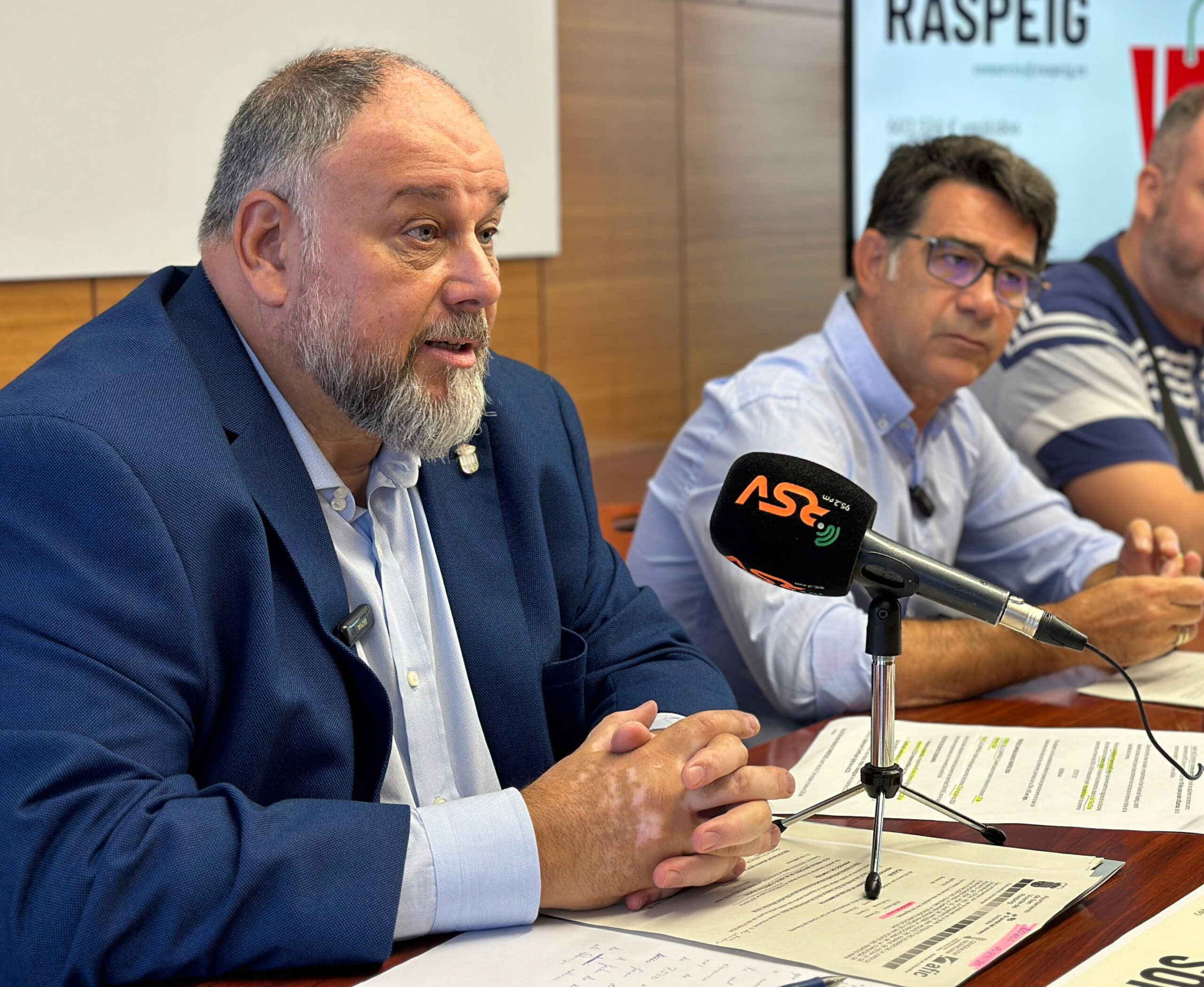 El Ayuntamiento refuerza su compromiso con asociaciones de hosteleros y comerciantes con la convocatoria de ayudas por valor de 15.000 euros
