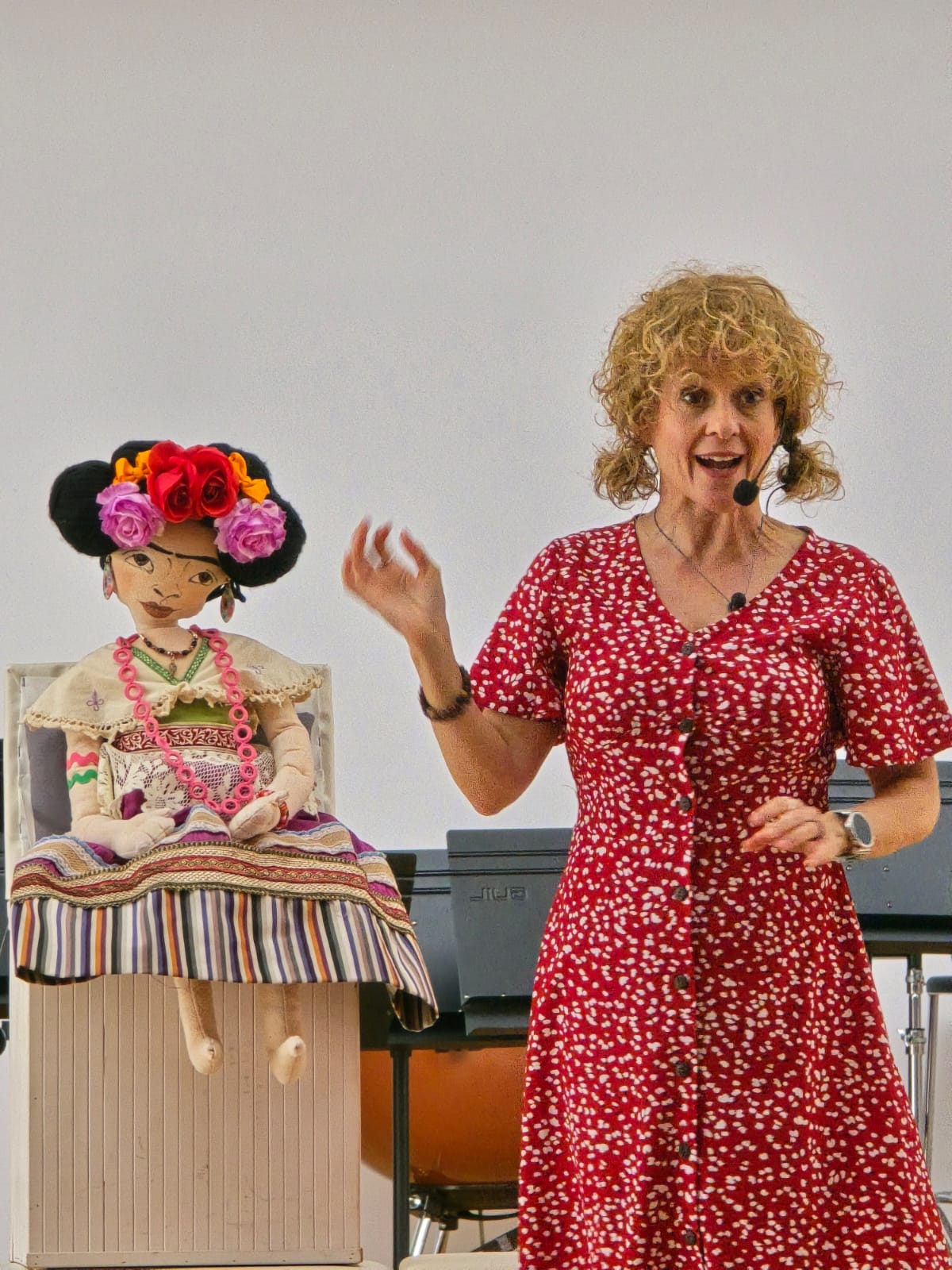 La Concejalía de Educación impulsa una actividad teatral para fomentar la reflexión sobre la igualdad de oportunidades entre hombres y mujeres