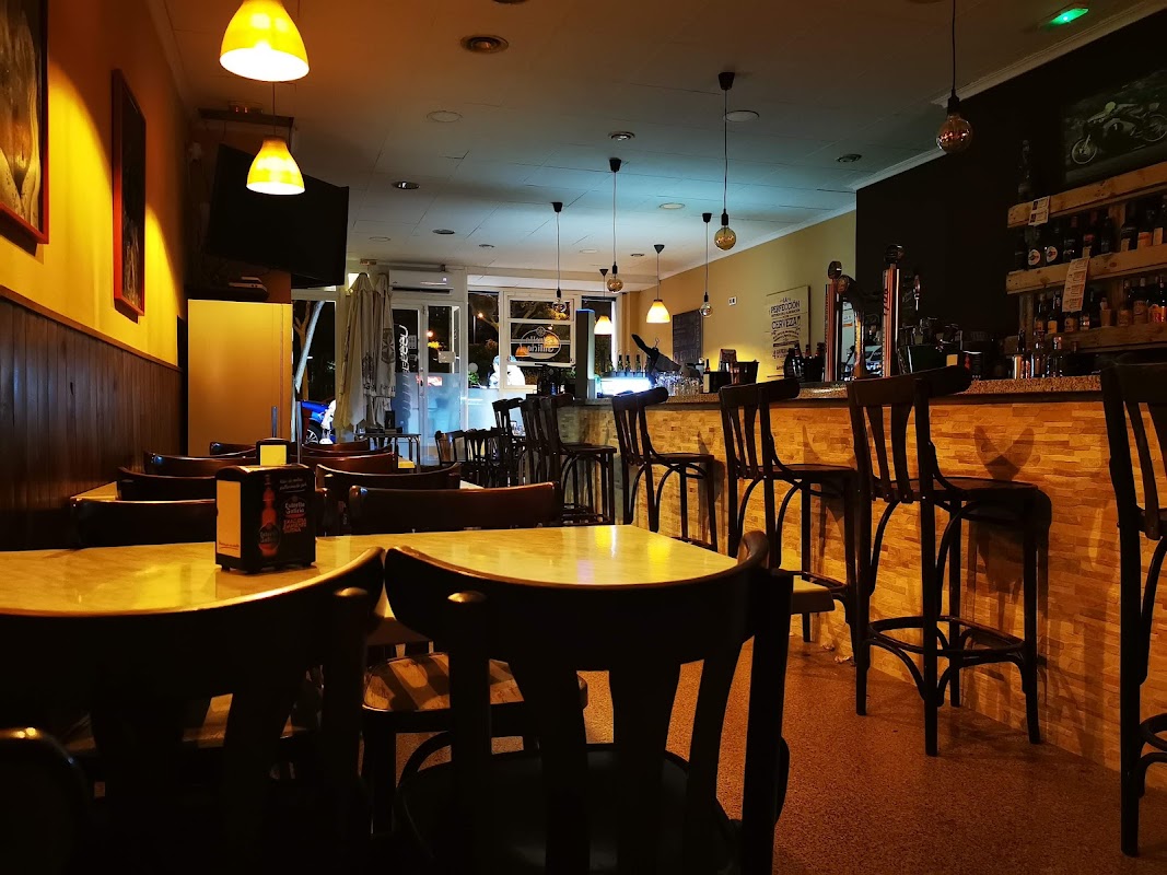 Cafeteria Budo - foto 1