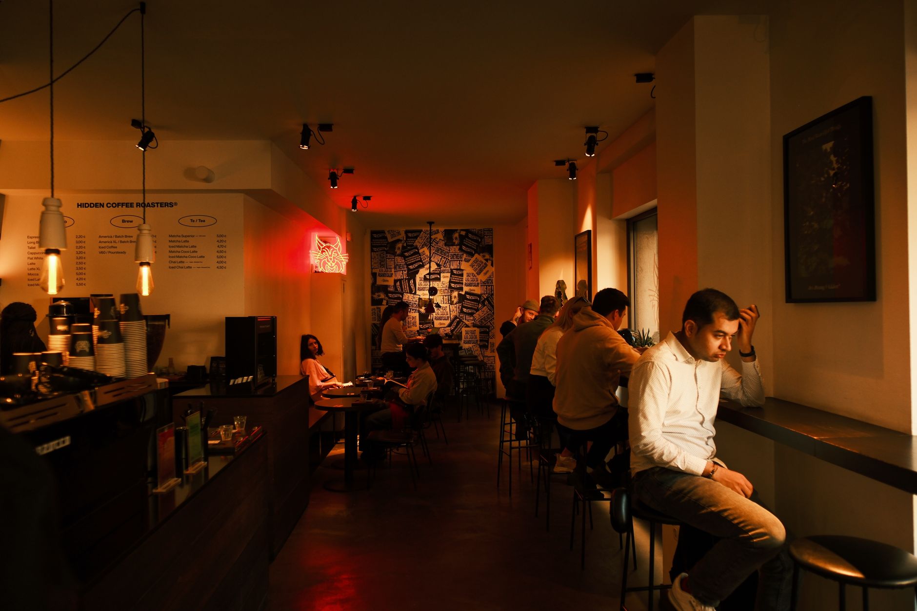 Cafetería bar interior acogedora San Vicente del Raspeig desayunos