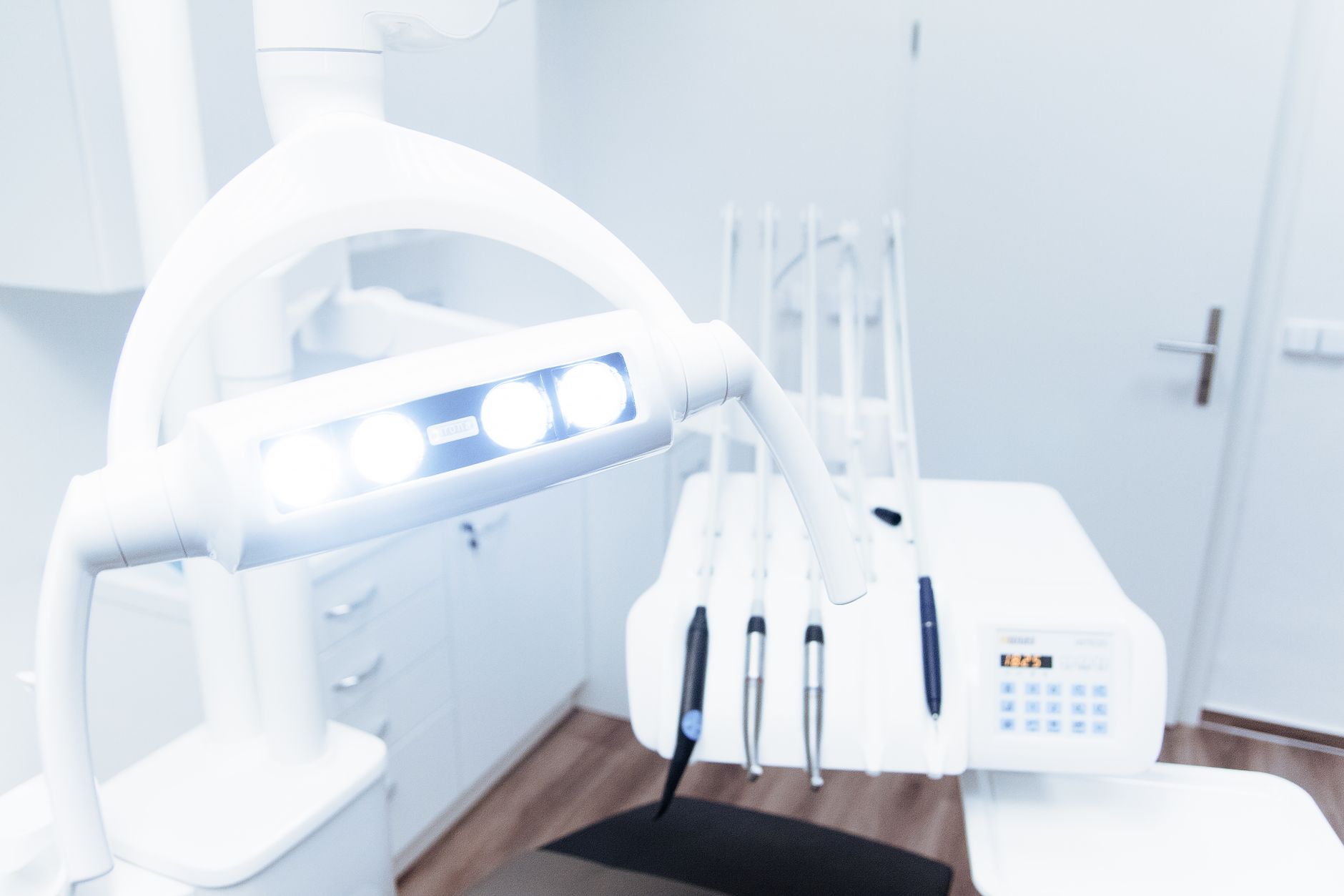 Clínica Dental Méndez Núñez en San Vicente del Raspeig, consulta odontológica