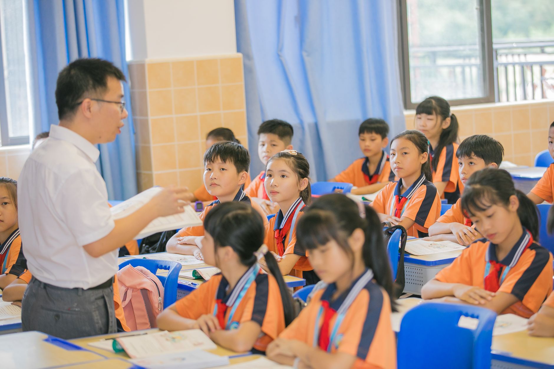 Clase de primaria colegio privado San Vicente del Raspeig