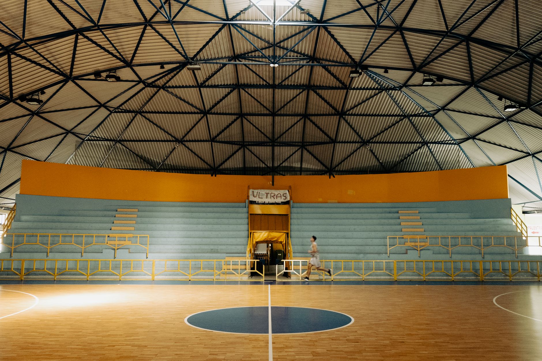 Pabellón polideportivo cubierto